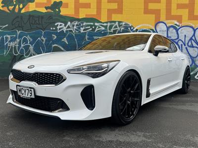 2019 Kia Stinger - Thumbnail
