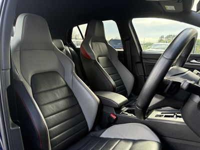 2021 Volkswagen GOLF - Thumbnail
