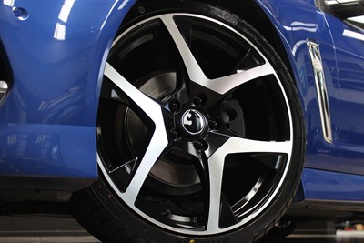 2017 Holden Commodore - Thumbnail