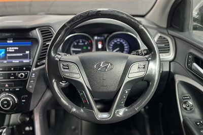 2015 Hyundai Santa Fe - Thumbnail