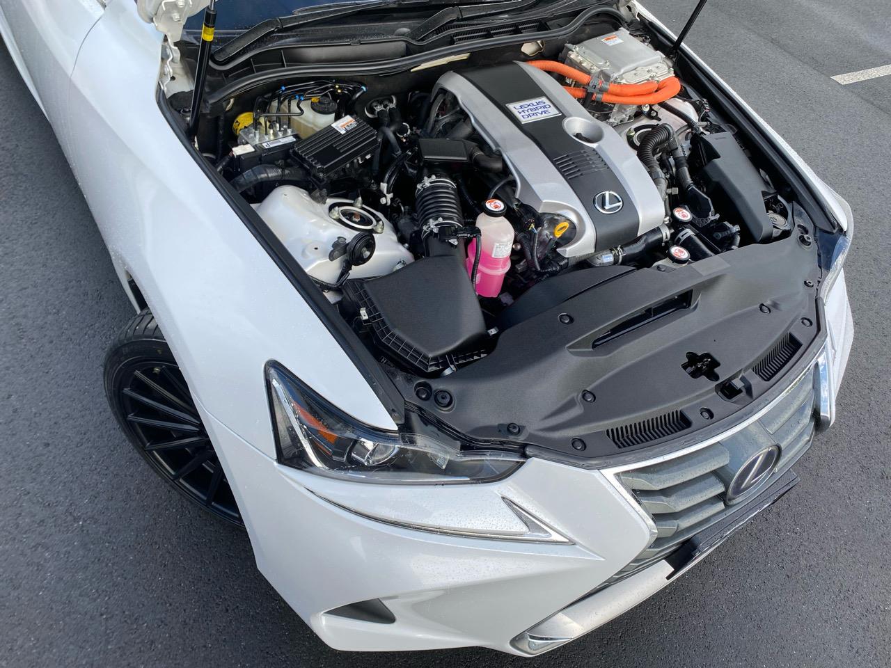 2017 Lexus IS300H