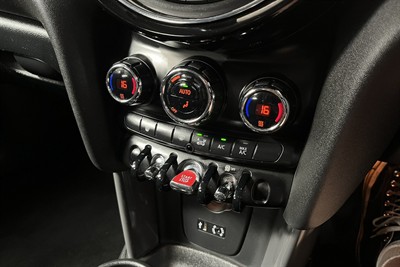 2016 Mini Cooper - Thumbnail