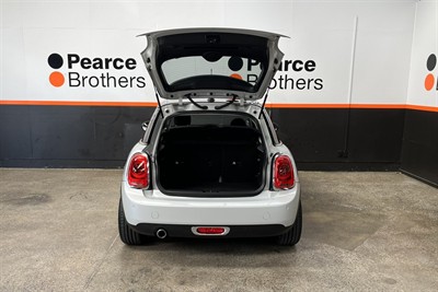 2016 Mini Cooper - Thumbnail