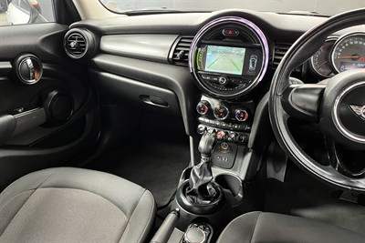 2016 Mini Cooper - Thumbnail