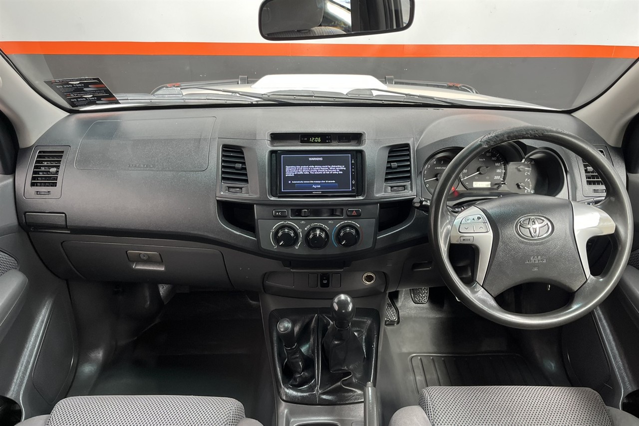 2013 Toyota Hilux