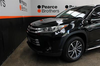 2017 Toyota HIGHLANDER - Thumbnail