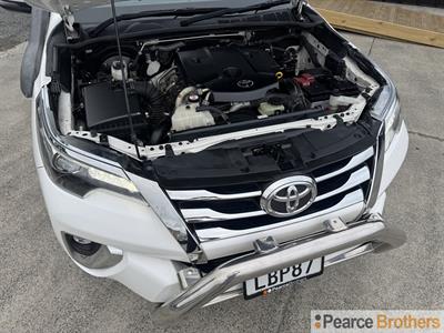 2017 Toyota Fortuner - Thumbnail