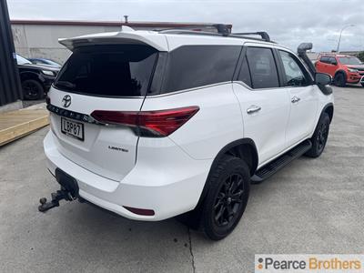 2017 Toyota Fortuner - Thumbnail