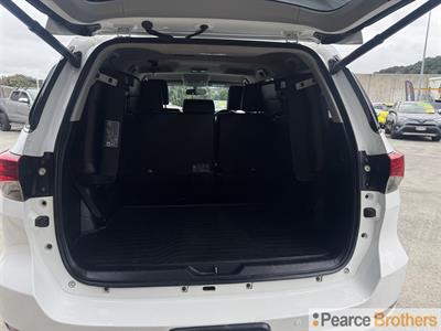 2017 Toyota Fortuner - Thumbnail