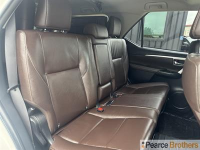 2017 Toyota Fortuner - Thumbnail