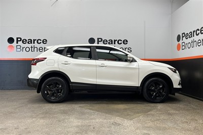 2020 Nissan Qashqai - Thumbnail