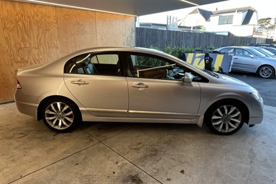2009 Honda Civic - Thumbnail