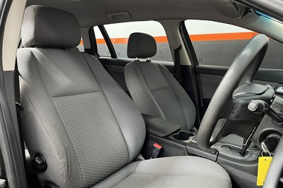 2012 Holden Commodore - Thumbnail