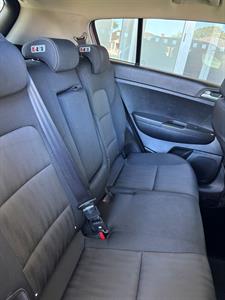 2017 Kia SPORTAGE - Thumbnail