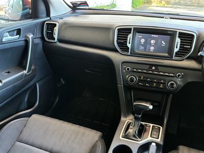 2017 Kia SPORTAGE - Thumbnail