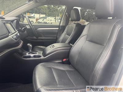 2018 Toyota Highlander - Thumbnail