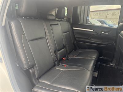 2018 Toyota Highlander - Thumbnail