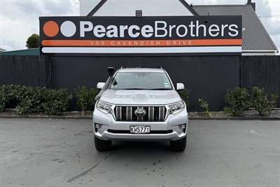 2017 Toyota Landcruiser Prado - Thumbnail