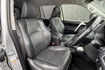 2017 Toyota Landcruiser Prado - Thumbnail