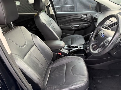 2014 Ford Kuga - Thumbnail