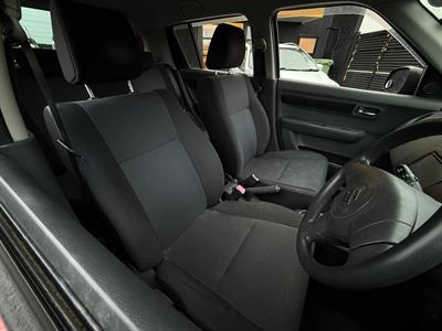 2010 Suzuki Swift - Thumbnail