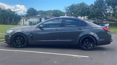 2017 Holden Commodore - Thumbnail