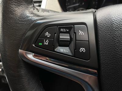 2015 Holden Commodore - Thumbnail