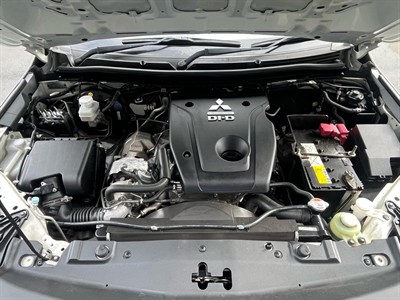 2021 Mitsubishi Triton - Thumbnail