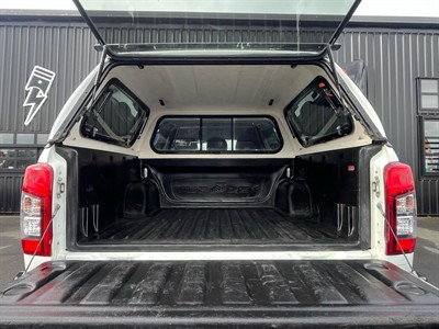 2021 Mitsubishi Triton - Thumbnail