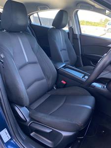 2018 Mazda Mazda3 - Thumbnail