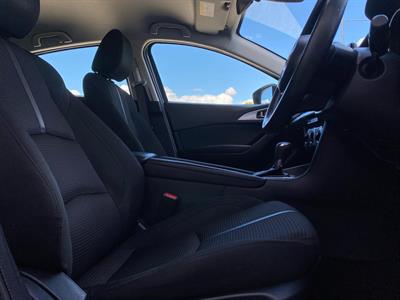 2018 Mazda Mazda3 - Thumbnail