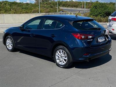2018 Mazda Mazda3 - Thumbnail