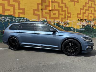 2016 Volkswagen Passat - Thumbnail