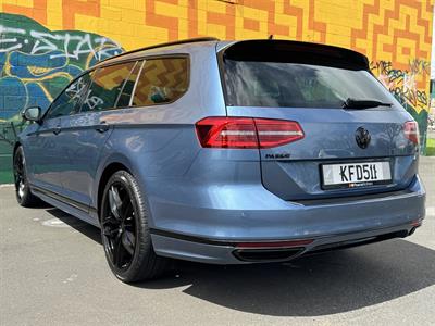 2016 Volkswagen Passat - Thumbnail