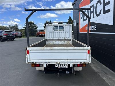 2008 NISSAN Atlas - Thumbnail