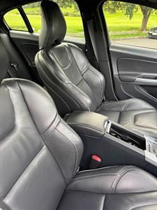 2015 Volvo S60 - Thumbnail