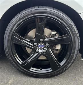 2015 Volvo S60 - Thumbnail