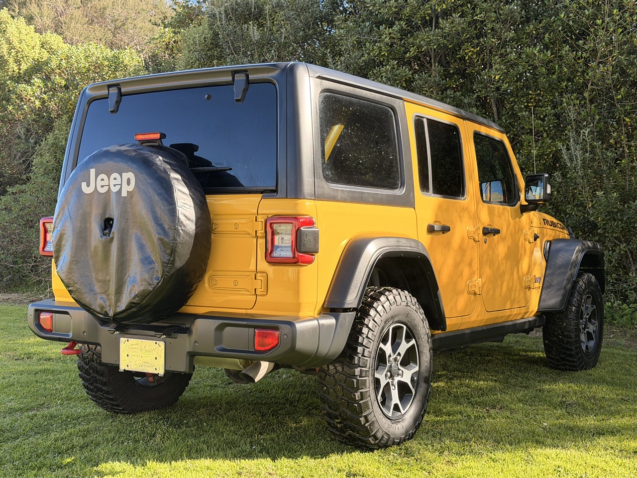2020 Jeep WRANGLER