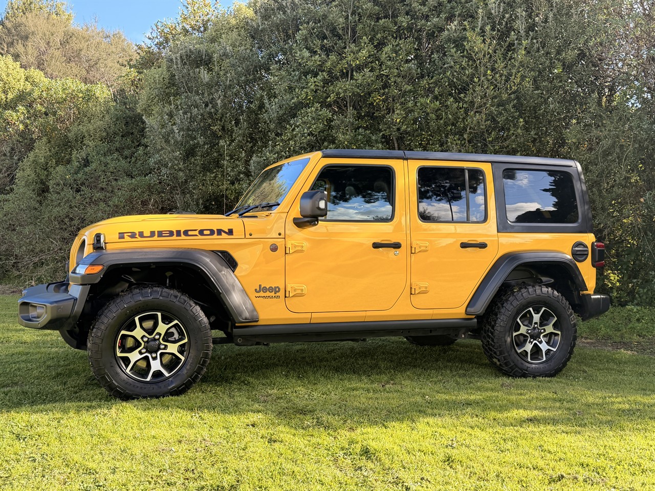 2020 Jeep WRANGLER