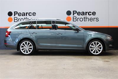 2020 Skoda Octavia - Thumbnail