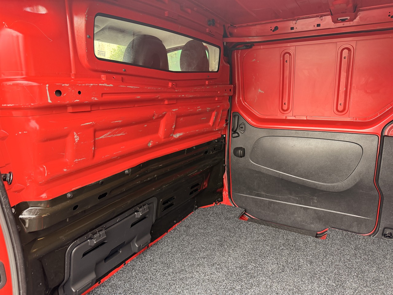 2022 Mitsubishi Express