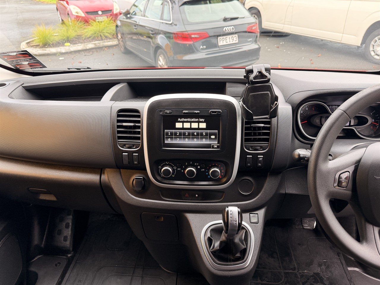 2022 Mitsubishi Express