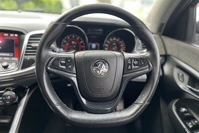 2013 Holden COMMODORE - Thumbnail