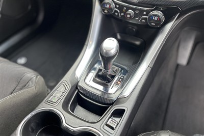 2013 Holden COMMODORE - Thumbnail