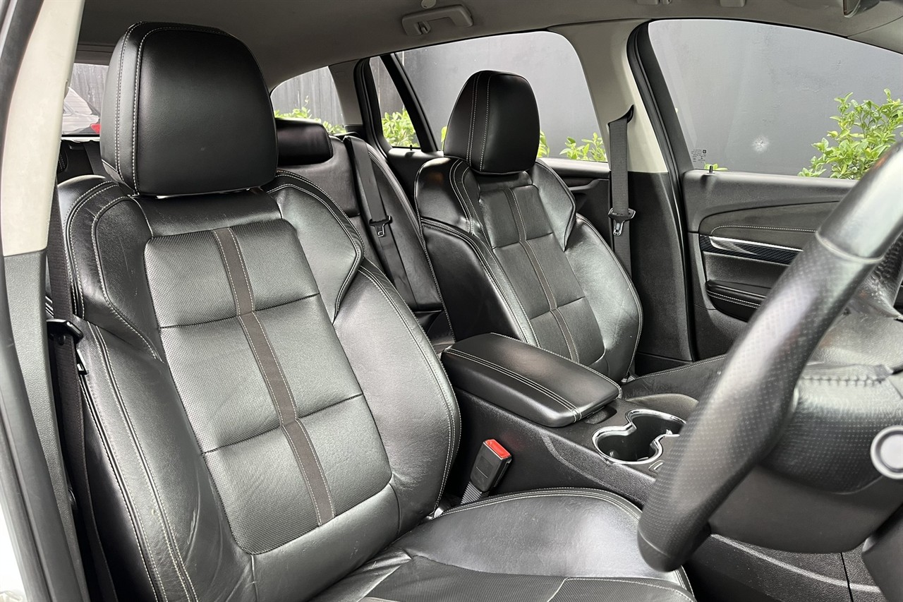 2013 Holden COMMODORE