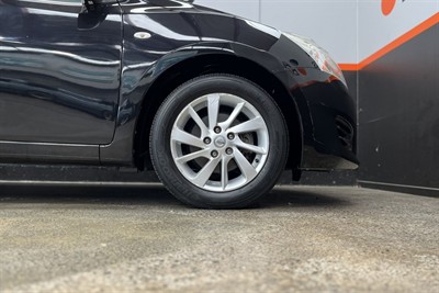 2013 Nissan Pulsar - Thumbnail