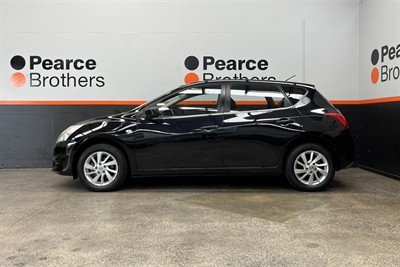 2013 Nissan Pulsar - Thumbnail