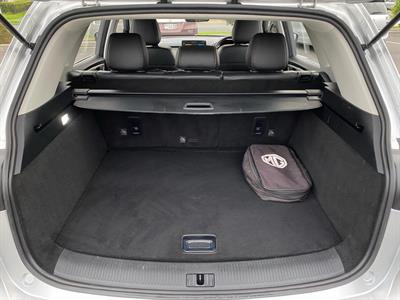 2023 MG Hs - Thumbnail