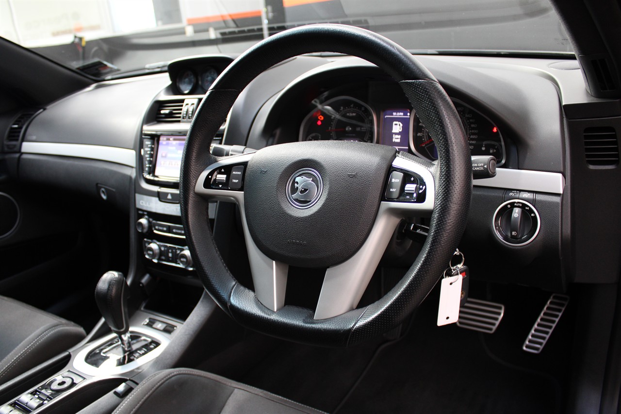 2011 Holden COMMODORE