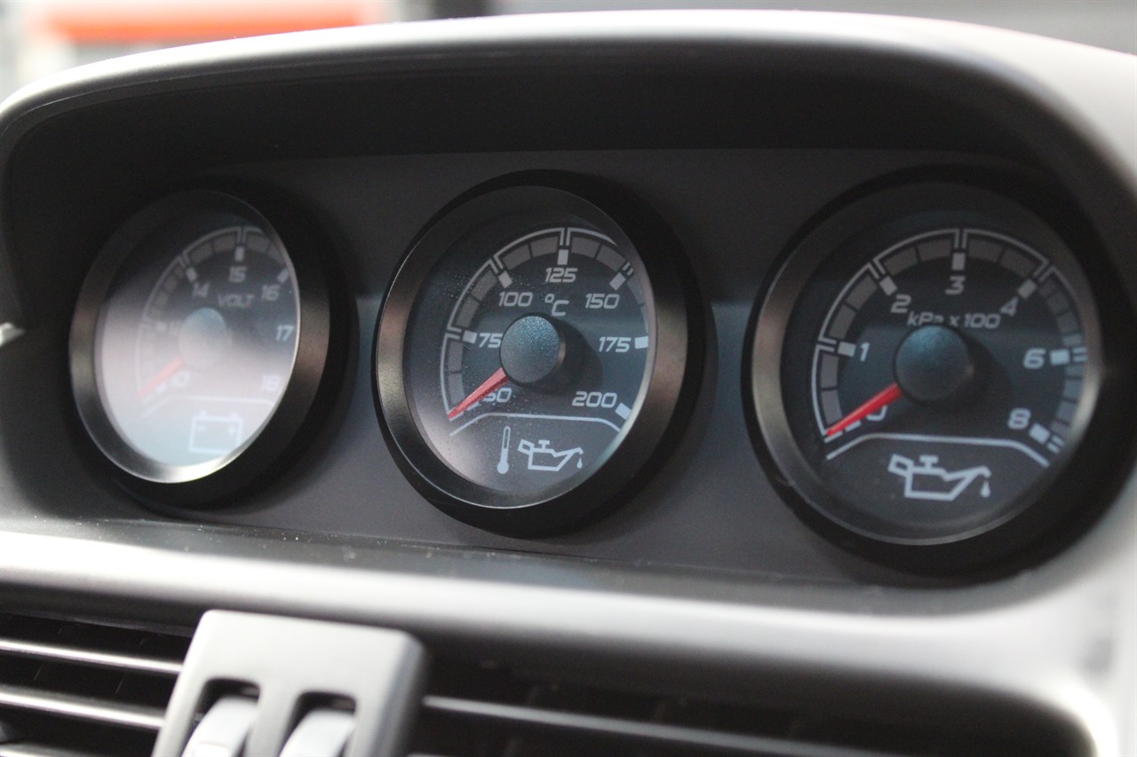 2011 Holden COMMODORE